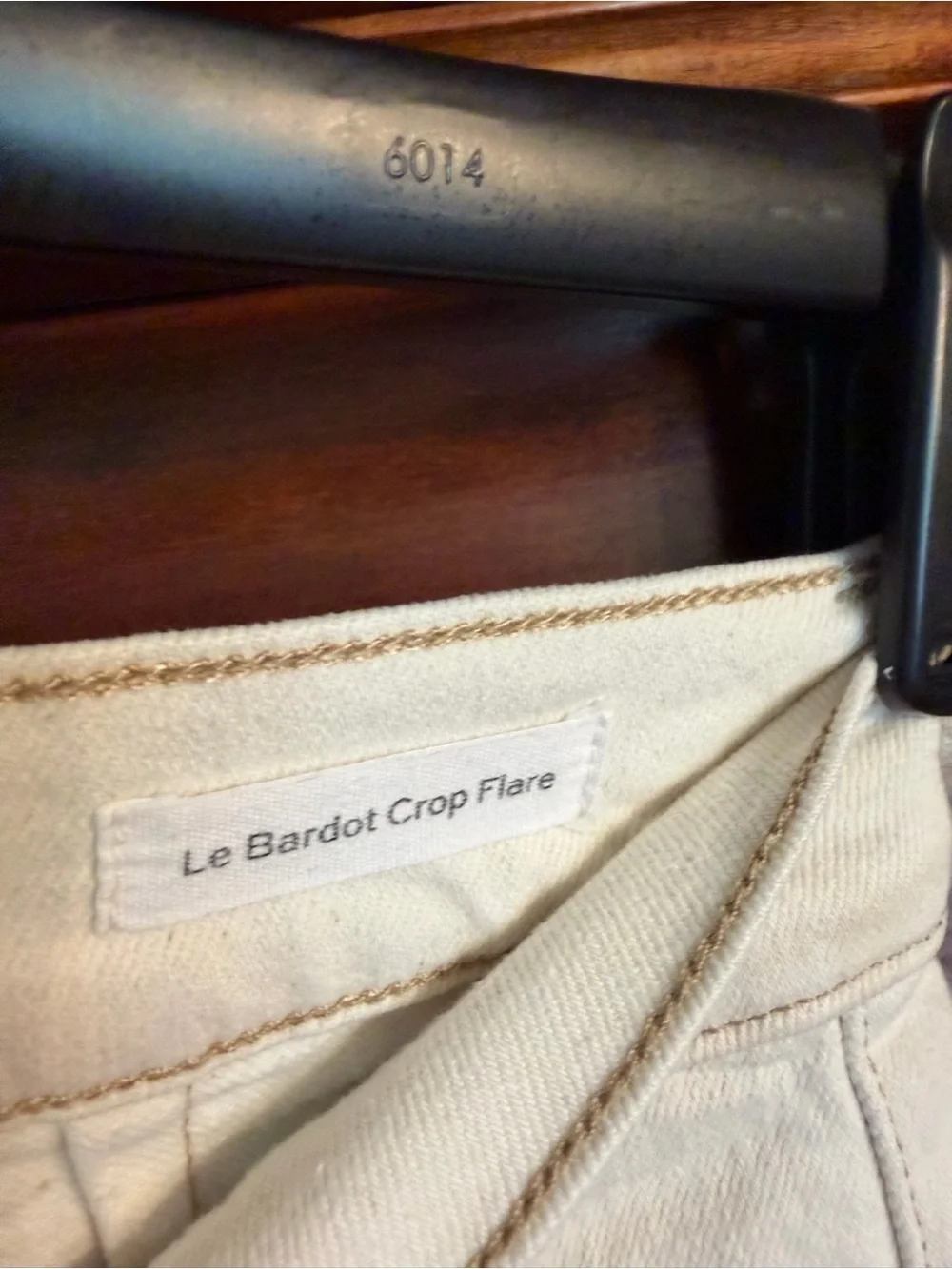 Frame Capri Flare Jeans in Ivory
